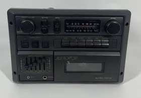 Awm401 Audiovox High Power Am/fm Stereo/cassette Recorder From Ram 2500 Van Vtg