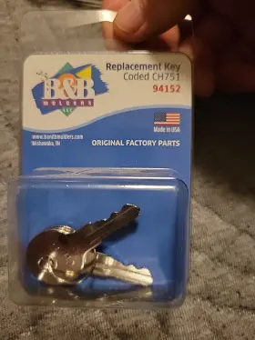 94152 B&b Molders Bbm And Replacement 751 Keys Chrome 2 Pack