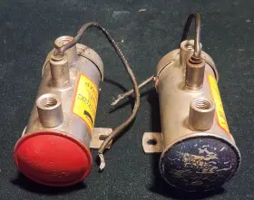 480534 Bendix 480558 2 Oem Vintage Electric Fuel Pumps #480534 And #480558 For Maserati Indy
