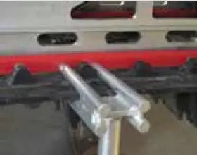 1203-tt Between The Lines Track Breaking Tool -