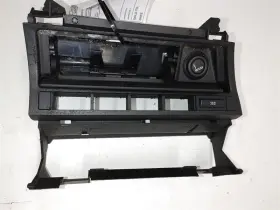 131.bm1u99 Bmw 2003 325i E46 Ash Tray And Cubby