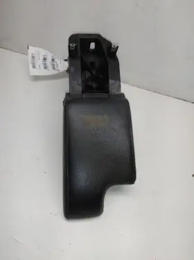 207.bm1h06 Bmw 2006 M3 Front Center Arm Rest Console