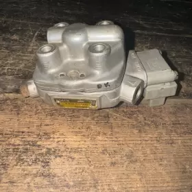 Bosch 438 101 005 Vw Audi Fuel Distributor Cleaned And Tested