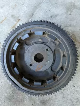 591759 Briggs & Stratton And Flywheel