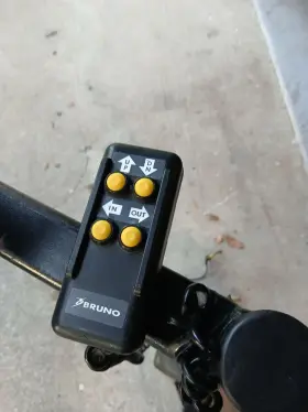 08100100785 Bruno Inside Vehicle Power Lift For Electric Wheelchair