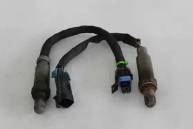 339.gm4t98 Buick 1996 1997 1998 1999 Lesabre Oxygen Sensors Pair