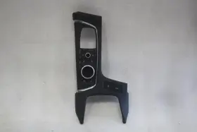 264.gm6x21 Cadillac 2021 2022 2023 Xt5 Gear Shifter Bezel Console Trim With Controls