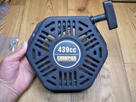 46.061100.00.2 Champion Generator 7500watt Dual Fuel - Recoil Starter