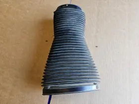 338.gm1z90 Chevrolet 90 Corvette C4 Oem Factory Air Cleaner Intake Tube Shipped