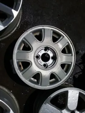 560-05180 Chevrolet Wheel 14x5-1/2 Aluminum 8 Spoke Silver Opt Pg4 Fits 04-05 Aveo 428509