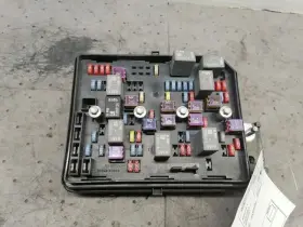 646-01621 Chevrolet Fuse Box Engine Vin W 4th Digit Limited Ltz Fits 12-16 Impala 1433949