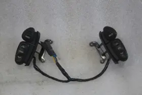 236.gm8301 Chevrolet Truck 2000 2001 2002 2003 2004 2005 Blazer Steering Wheel Audio Switches