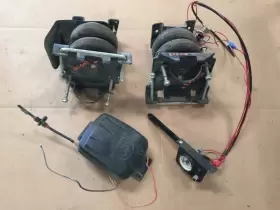999.gm8y09 Chevrolet Truck Used Rear Axle Air Suspension Bags W Compressor Kit Set From 05 Silverado 2500