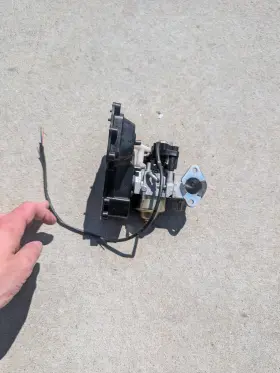 Ez-hw2000i-00ca Ezp Used Honeywell 2000i Hw2000i 2000 2100 Watt 125cc Inverter Generator Carburetor