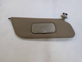 Ford Truck 268-01386r Right Passenger Sun Visor With Mirror And Light Fits 2001 F250 F350