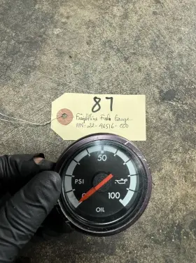 22-46516-000 Freightliner Gauge Used - P/n