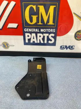 3821273 General Motors 1963 63 Chevrolet Chevy Impala Nos Gm Grill Bracket