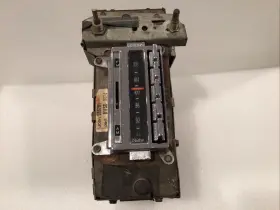 986281 General Motors 1965 1966 1967 65 66 67 Corvette Am Fm Radio For Parts Oem