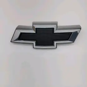 42734417 Genuine Gm 2024-2025 Chevy Trax Black Front Grille Emblem W/ Bracket At03