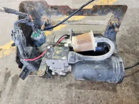 15250696 Gm Oem Compressor Seat Air Chevy Gmc Topkick C4500 C5500 C6500 C7500