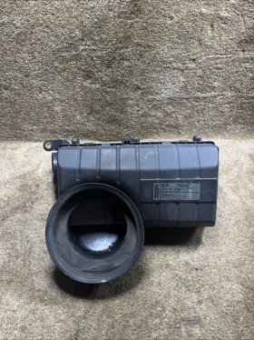 88983088 Gm Oem 2003-2009 Topkick Kodiak C4500 C5500 Air Cleaner Housing Box Quality Ar-1