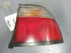 166-58825r Honda Passenger Tail Light Coupe Quarter Panel Mounted Fits 96-97 Accord 77030