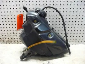 17510-krn-000 Honda 04 2004 Crf250r Gas Fuel Petrol Tank Petcock Reservoir Oem