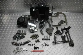 2206754 Honda 2005 Vtx1300s Hardware Bolts Set With Battery Tray/mirrors