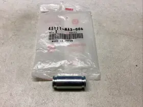 45111-ma3-006 Honda Caliper Sleeve