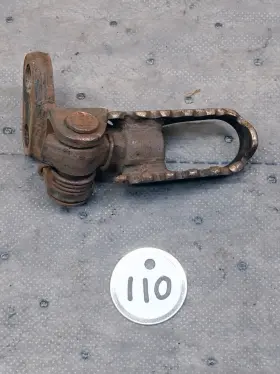 50601-444-000za Honda 1979 Cr125 Cr 125 Elsinore Right Side Foot Peg Step Assy And Mount Bracket