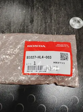 91027-hl4-003 Honda Nos Bearing Oem Part# 26x30x17