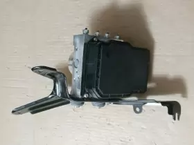T2fx0 Honda 16 17 Accord Lx 4dr Sedan 2.4l Abs Brake Pump Control Module Ebcm Vsa Oem