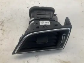 251-10077 Hyundai 17-20 Elantra Se 2.0 Fwd At Dash Panel Right Air Vent Grille Trim B