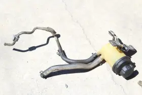 567.hy1208 Hyundai 2005 2006 2007 2008 2009 Tucson Power Steering Fluid Reservoir 2.0l