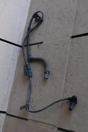 95670-2e310 Hyundai 2005 2006 2007 2008 2009 Tucson Right Front Abs Speed Sensor