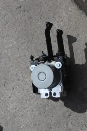 476604gu0a Infiniti 2018 Q50 Anti Lock Brake Abs Pump 3.0l Rwd