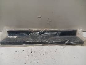 International 1661826c3 New Lower Step Part# Item # 1841