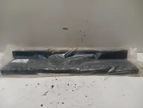 1661826c3 International New Lower Step Part# Item # 1841