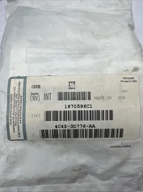 1670596c1 International Kt Screw