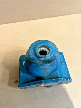 1830623c1 International Dt466 Oil Cooler Header