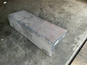 International 2020286c2 Step Cover Diamond Plate