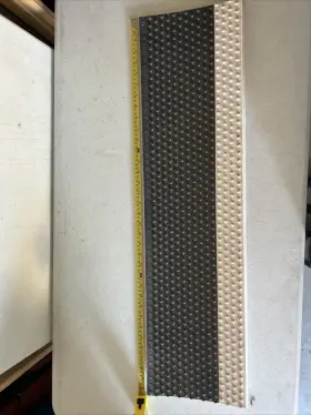 440898030 International Tread
