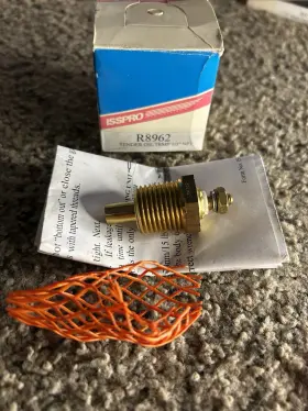 R8962 Isspro R8961 New Temp Sender/sensor 140-320 3/8 Npt