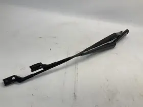 626.ja1p18 Jaguar 17-20 Xf Awd 3.0 At Front Windshield Left And Right Wiper Arm B