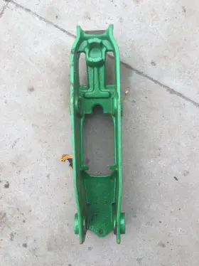 Axx10429 John Deere Used Lh Mast For 120 Loader