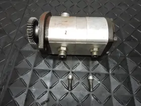 Lvu18916 John Deere Lva15511 2011 3032e - Hydraulic External Gear Pump Hema #72