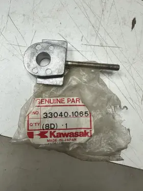 33040-1065 Kawasaki Chain Adjuster 84-86 Kx80 Motocross Mx Racer Ahrma