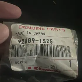 92009-1525 Kawasaki 920091525 Screw New Genuine Oem Part A40