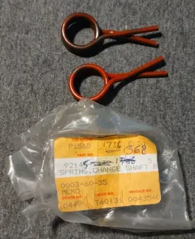 92145-1368 Kawasaki Pair New Nos Oem Shaft Change Spring