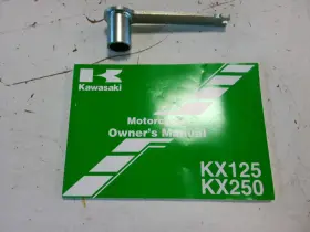 99920-1917-02 Kawasaki Kx125 Kx250 Owners Manual And Plug Wrench M638